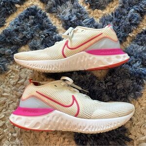 Nike Renew Multicolor Sneakers